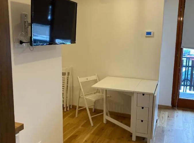 Апартаменти New Bilocale Centro Vista Cervino *